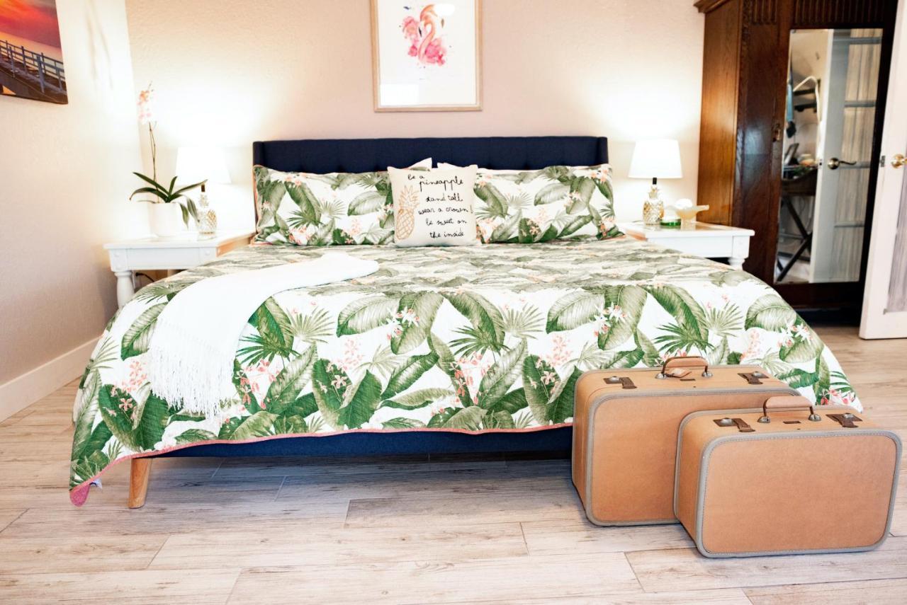 Meranova Guest Bed & Breakfast 4*