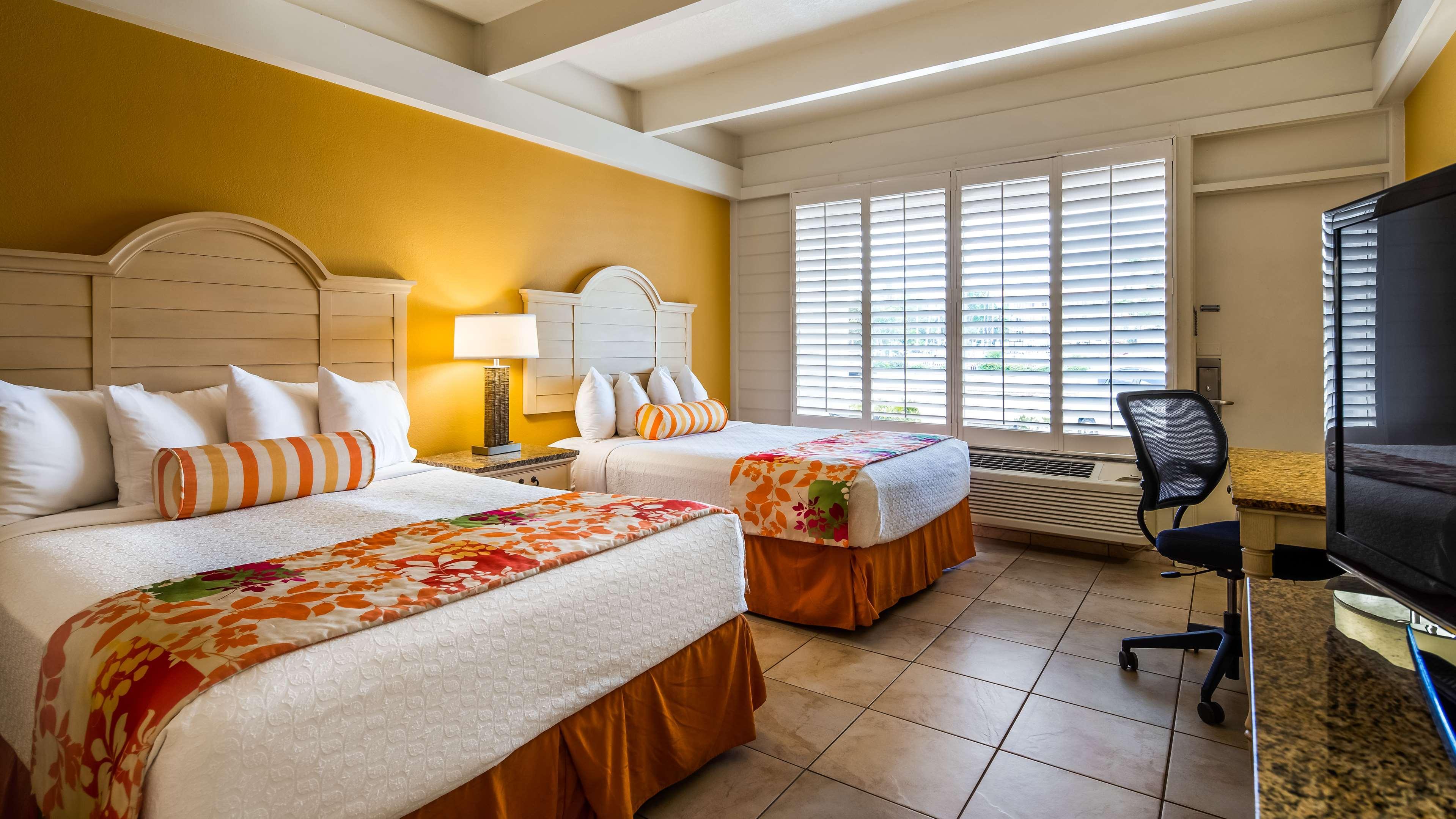 Western Yacht Harbor 3*