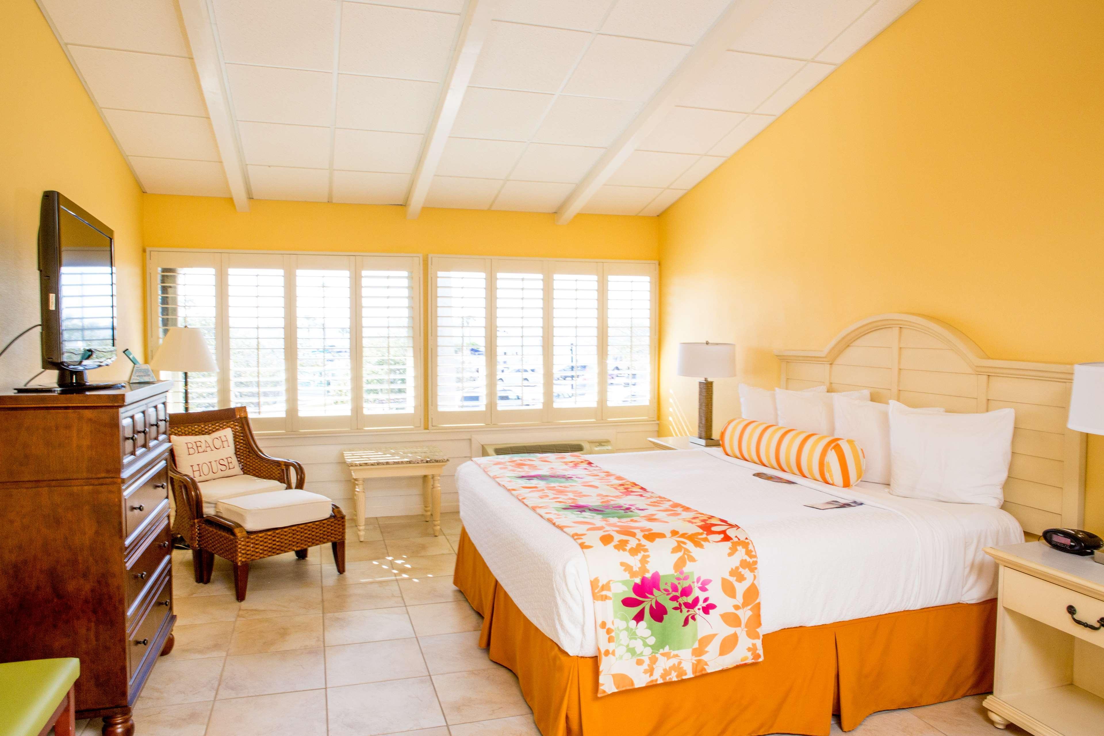 Western Yacht Harbor Hotel