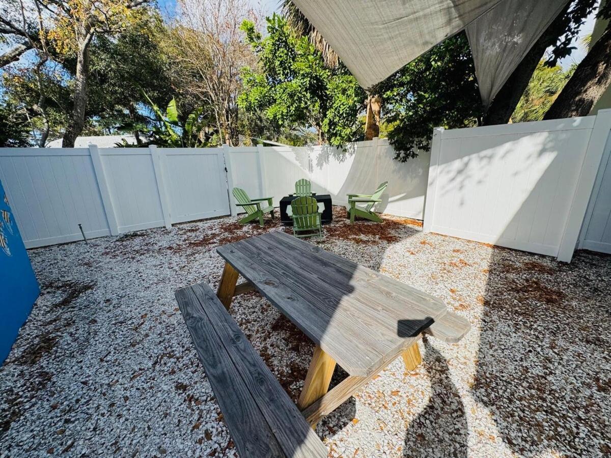 Penny Lane - Cozy Oasis With Fire Pit Holiday home *