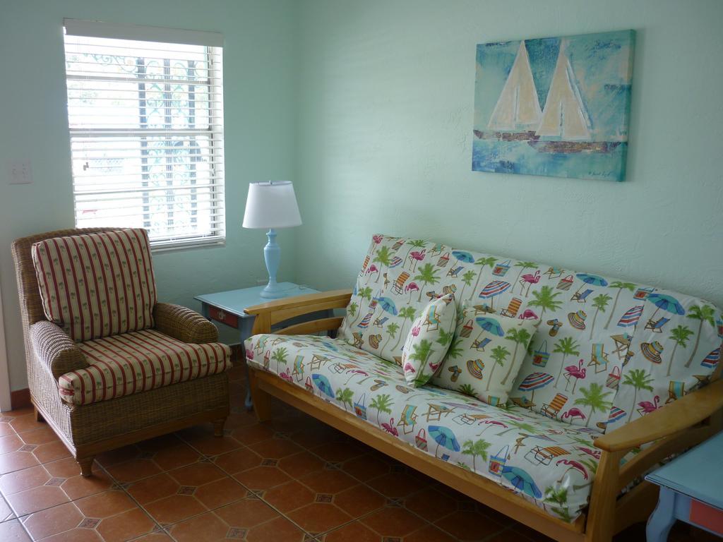 Palm Court Motel