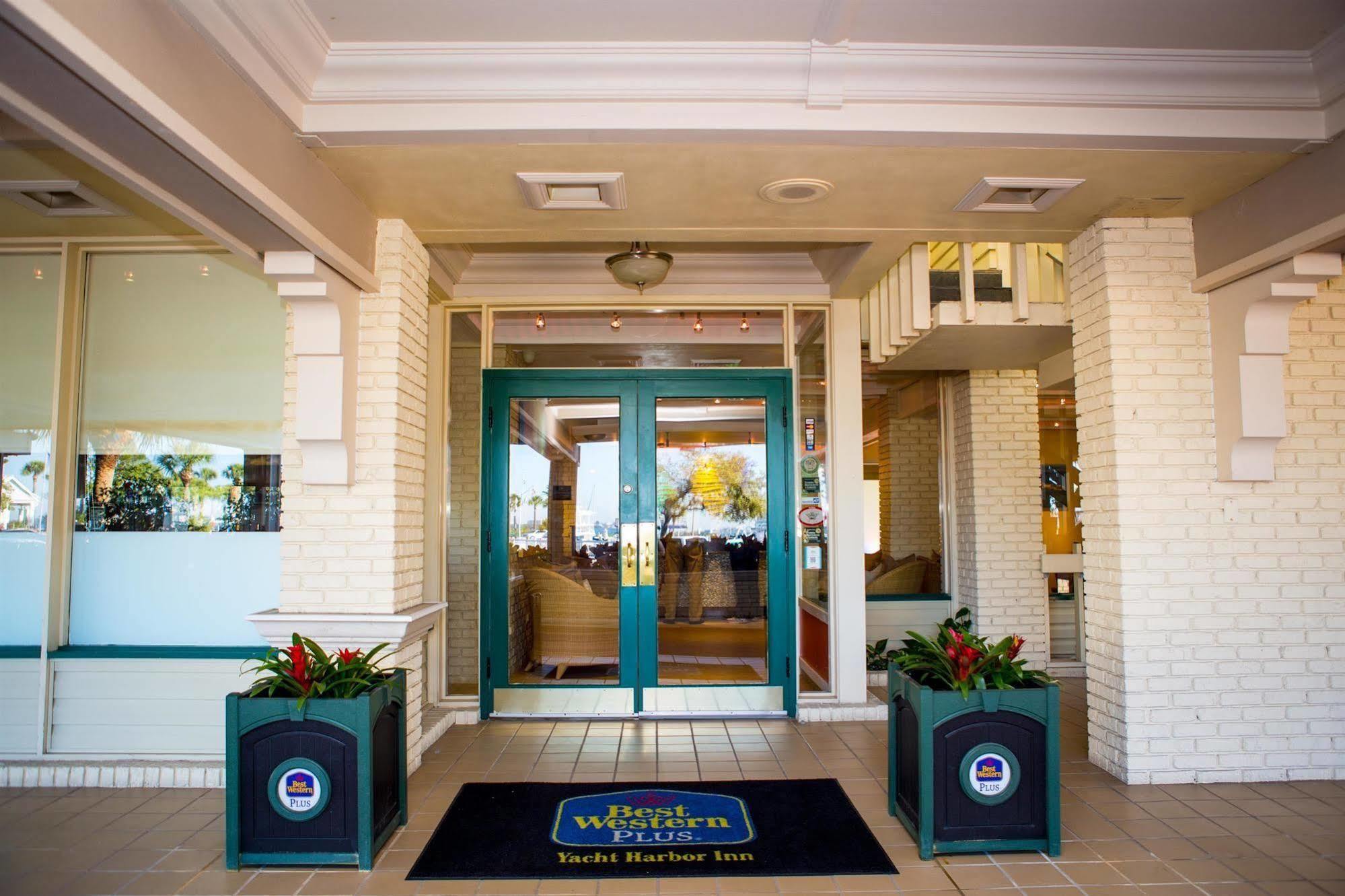 Western Yacht Harbor Hotel