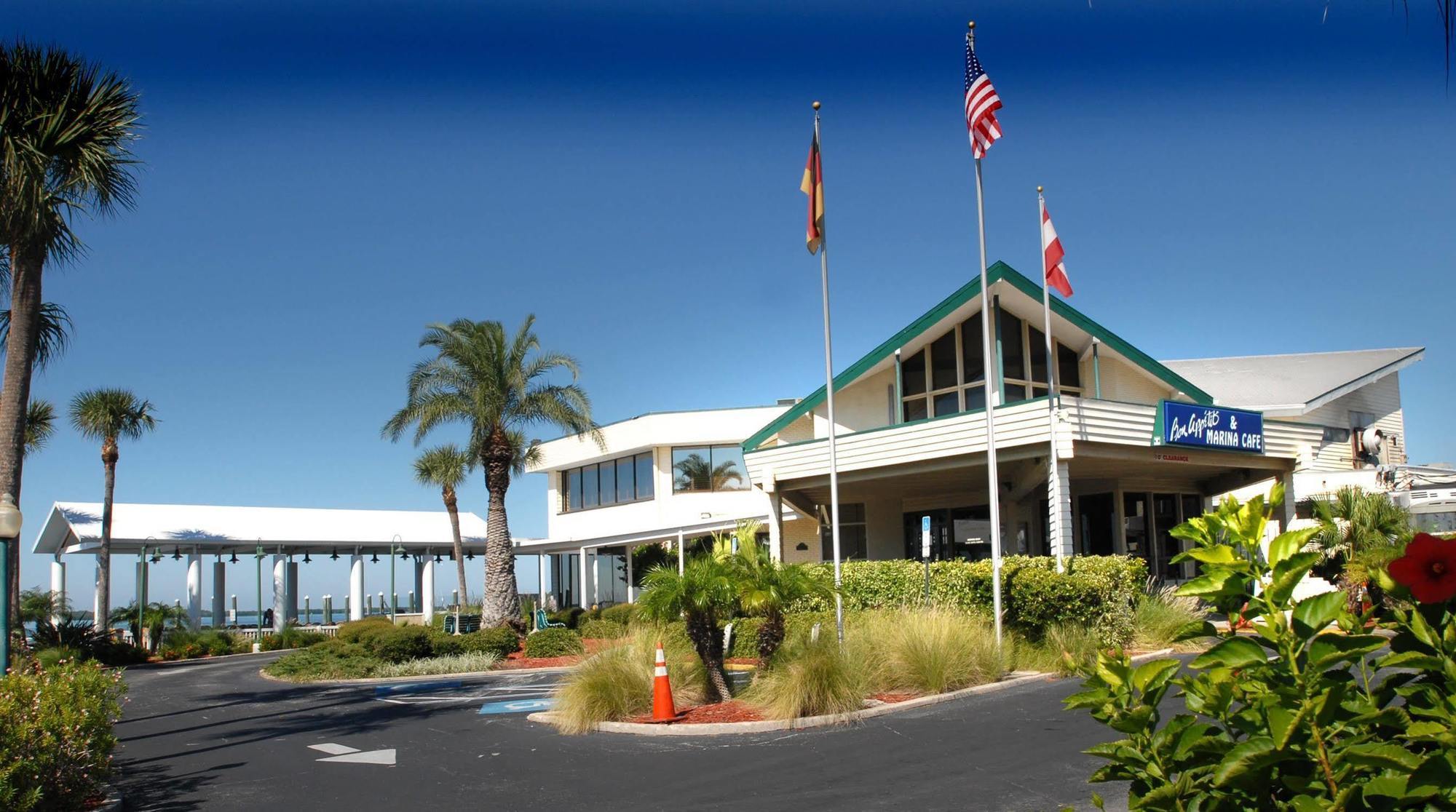 Western Yacht Harbor