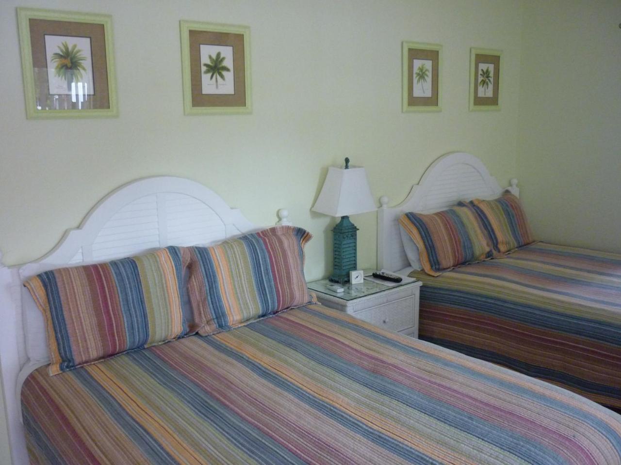 Motel Palm Court