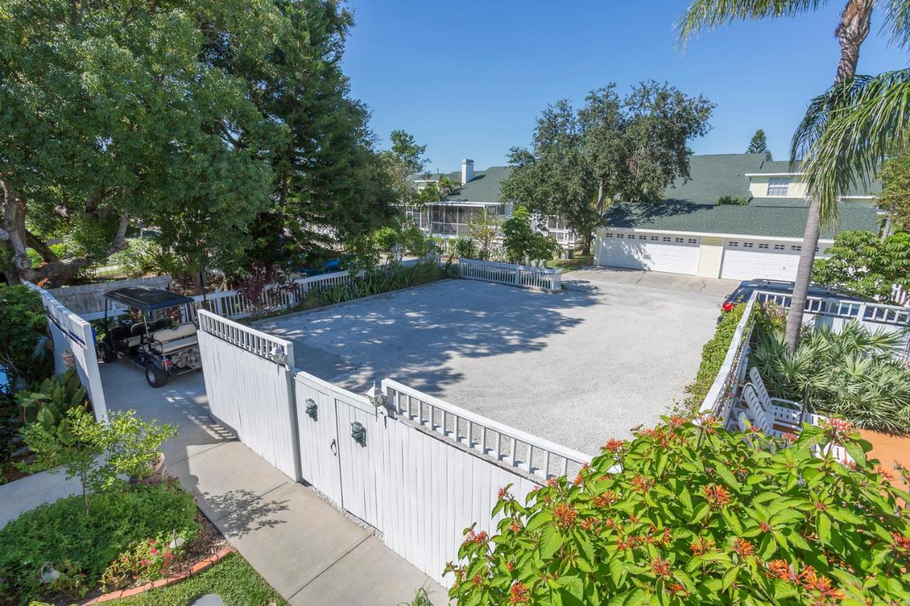 Meranova Guest Bed & Breakfast
