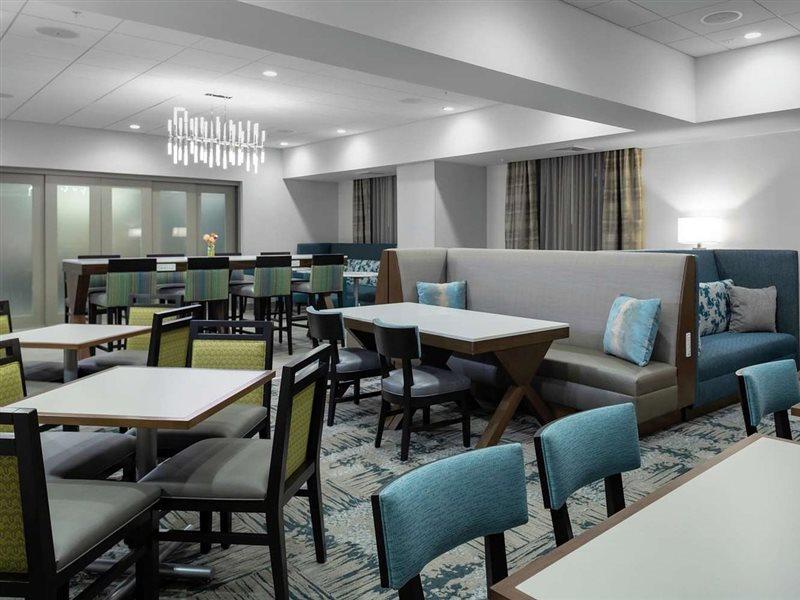 Hotel Hampton Dunedin, Fl 3*