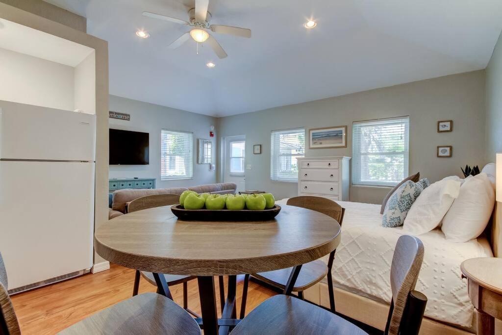 Beautiful In Downtown Dunedin! Apartment Dunedin
