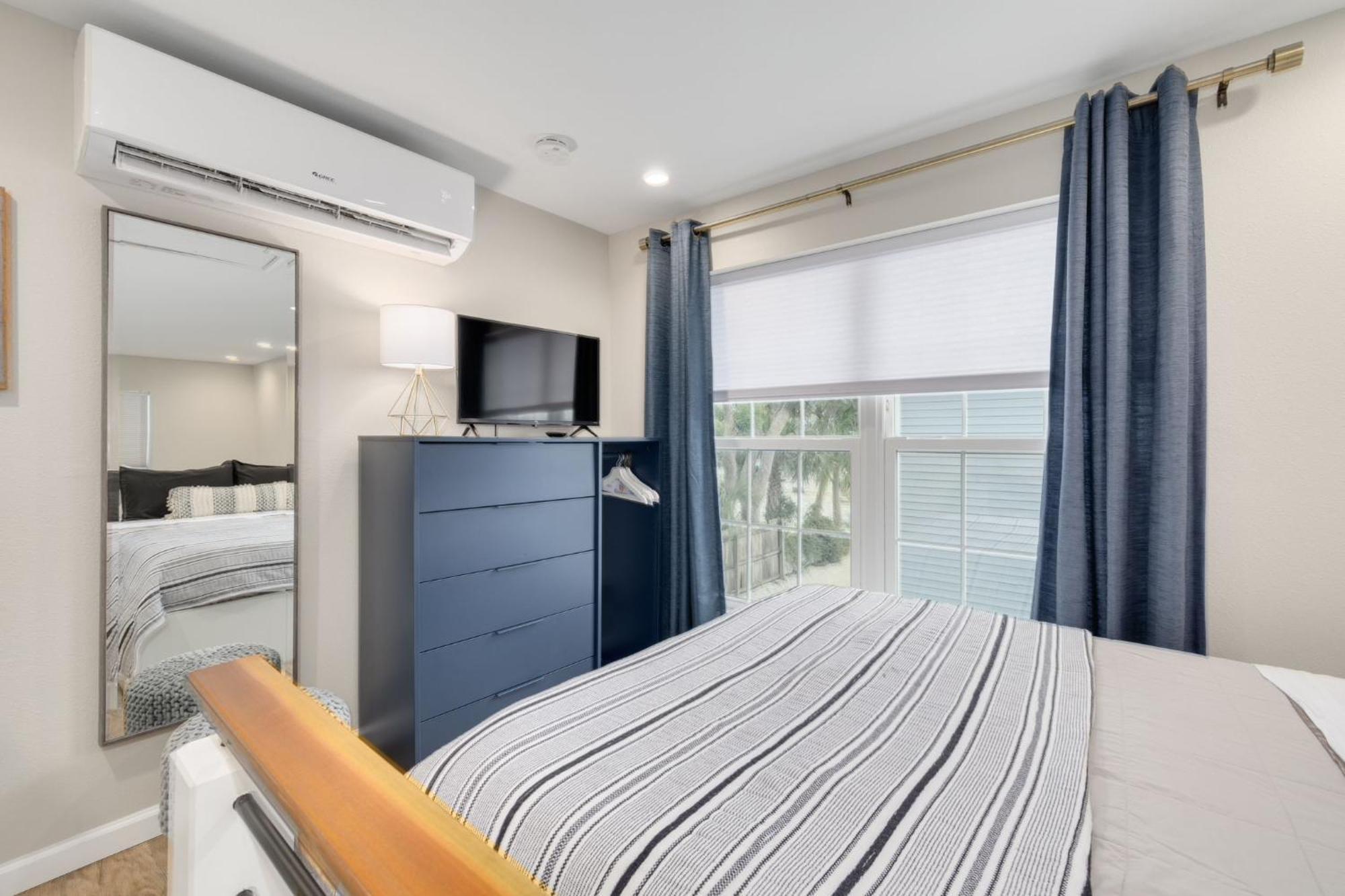 Shelly - Cozy 1 Bedroom Tiny With Pool * Dunedin