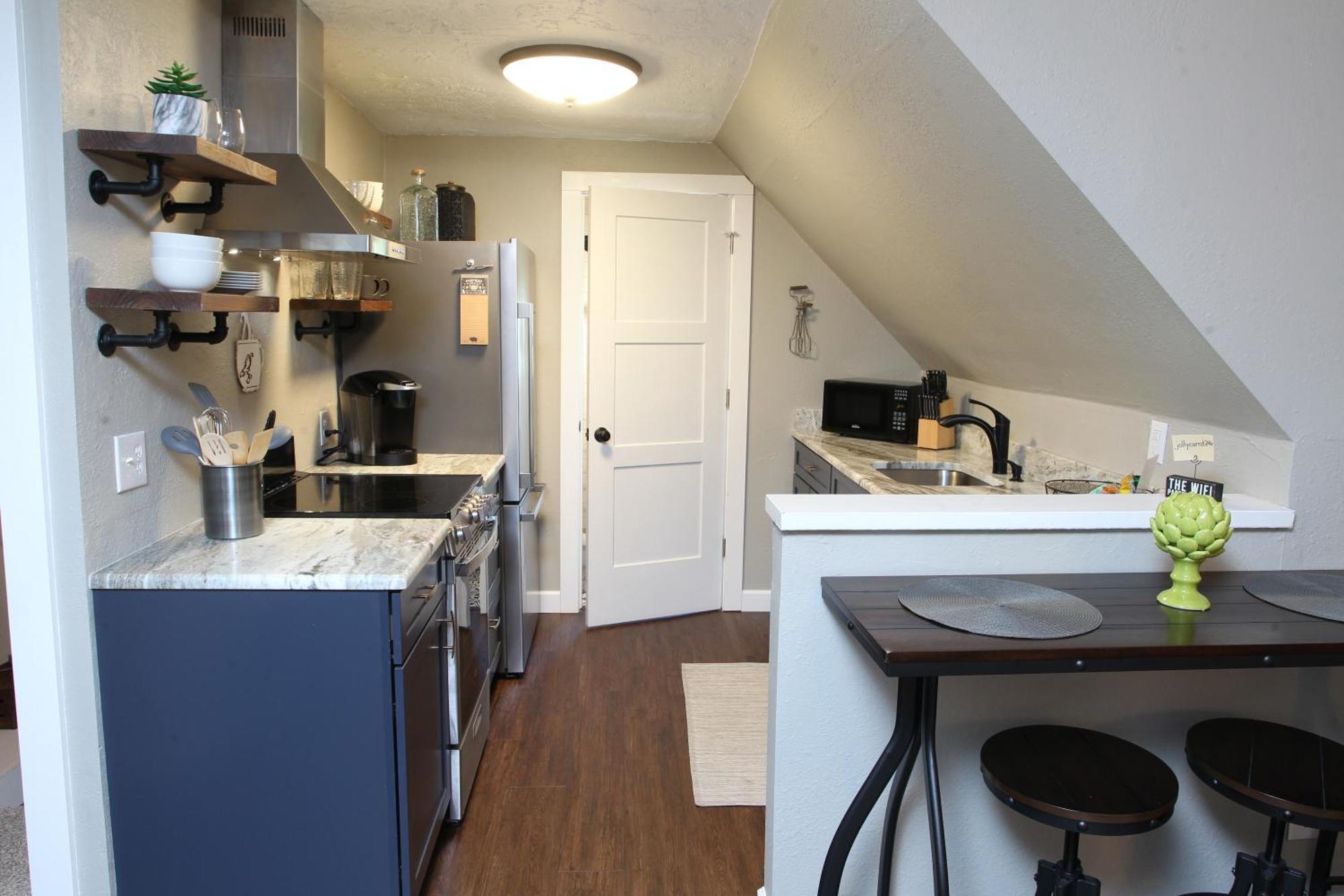 The Nest Downtown No Kids, No Pets Apartment Dunedin