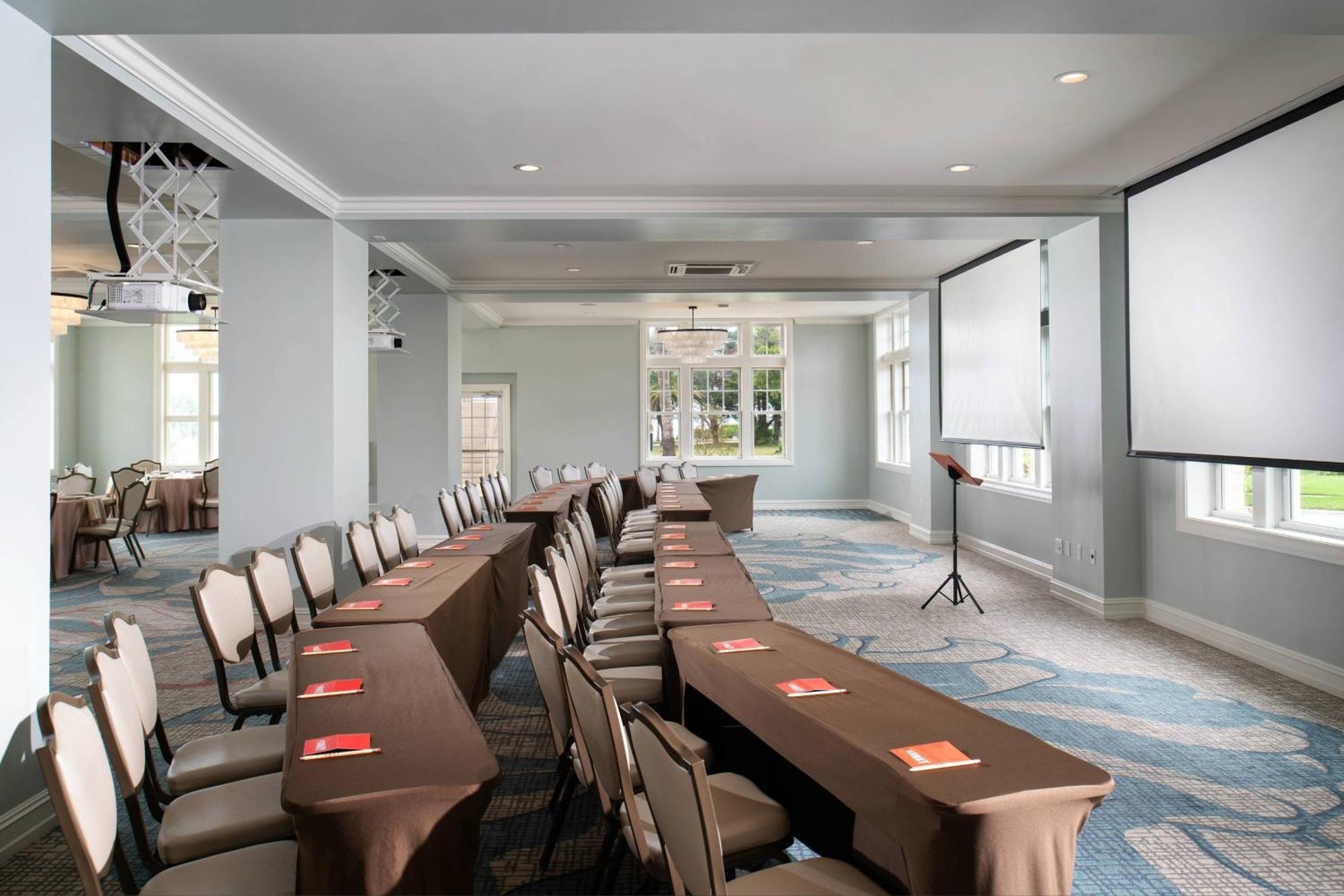 Fenway Hotel, Autograph Collection Hotel