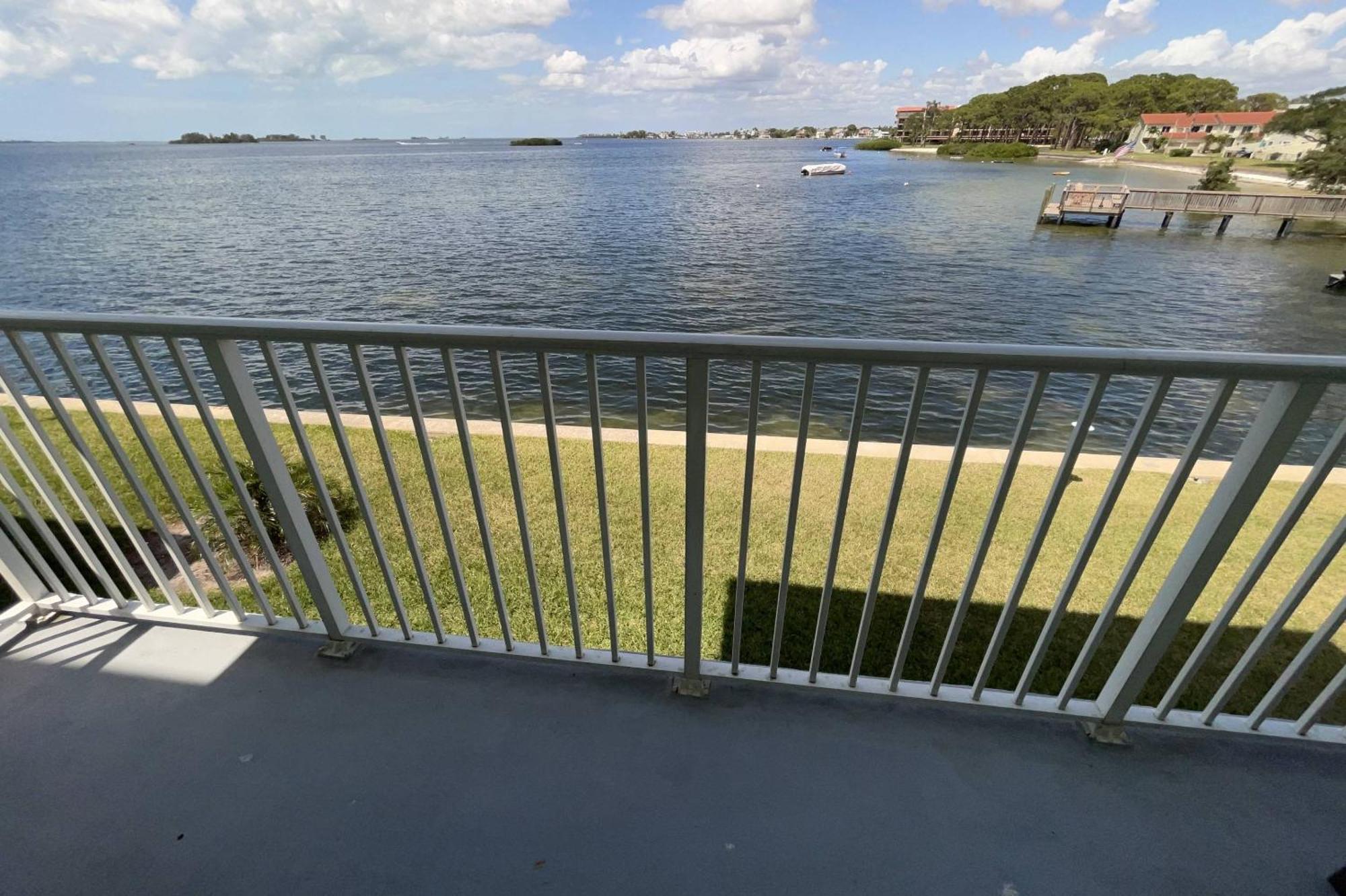Holiday home Dolphins Playground - 2nd Story Balcony Dunedin