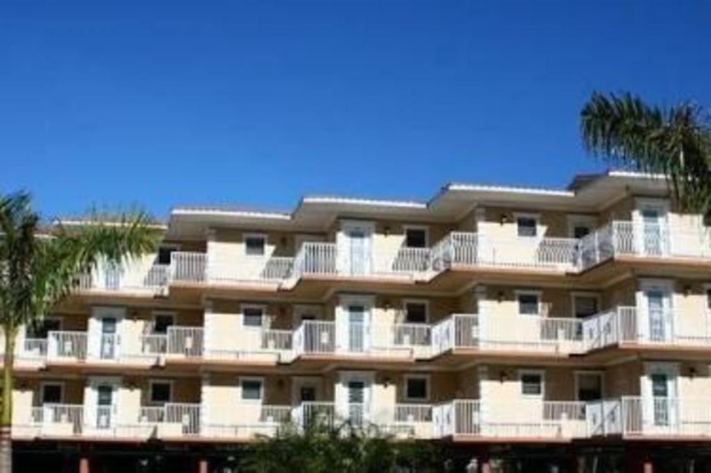 Resort Beso Del Sol