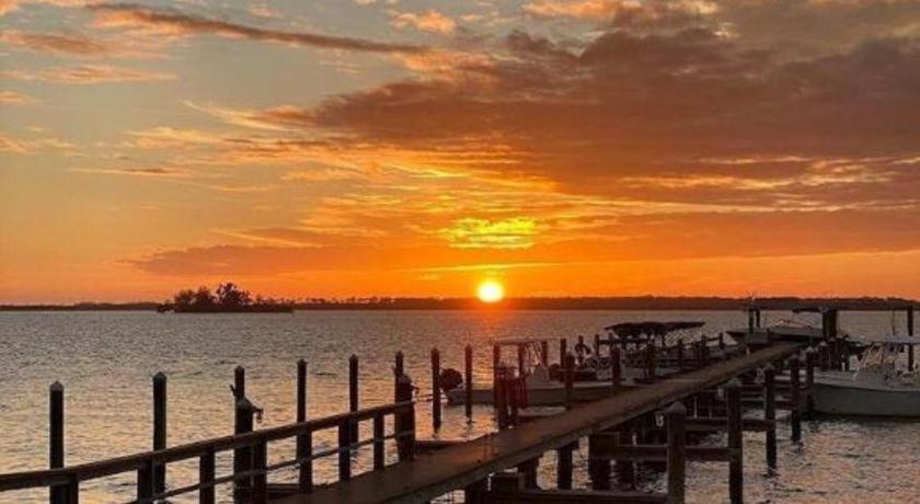 Beso Del Sol 3* Dunedin