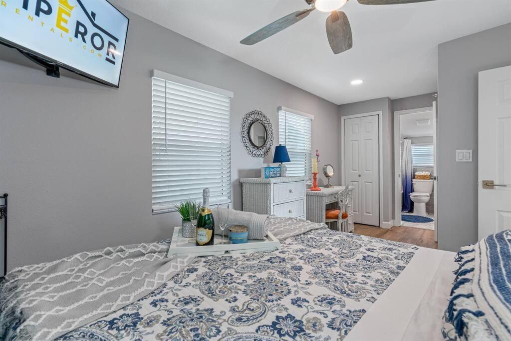 Downtown Gem, Fully Renovated #4