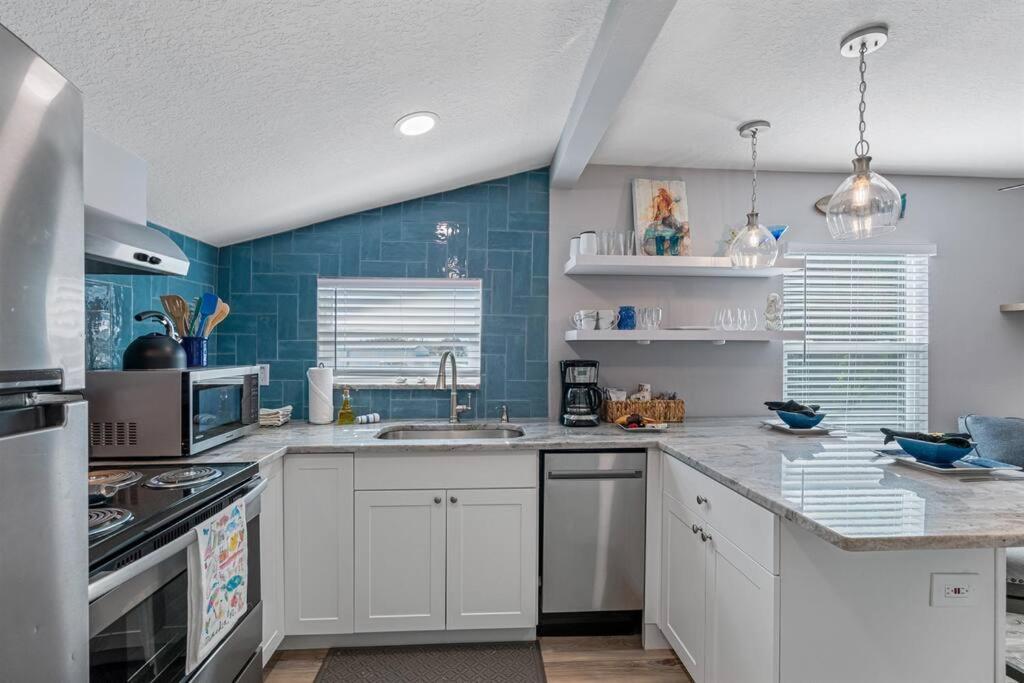 Apartment Downtown Gem, Fully Renovated #4