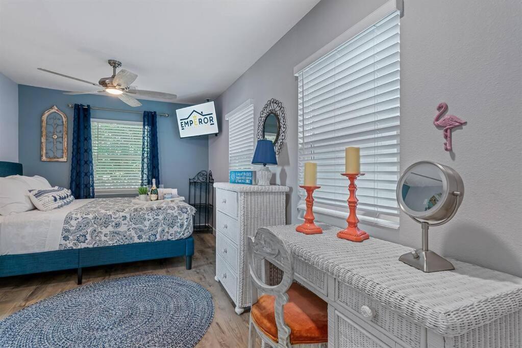 Downtown Gem, Fully Renovated #4