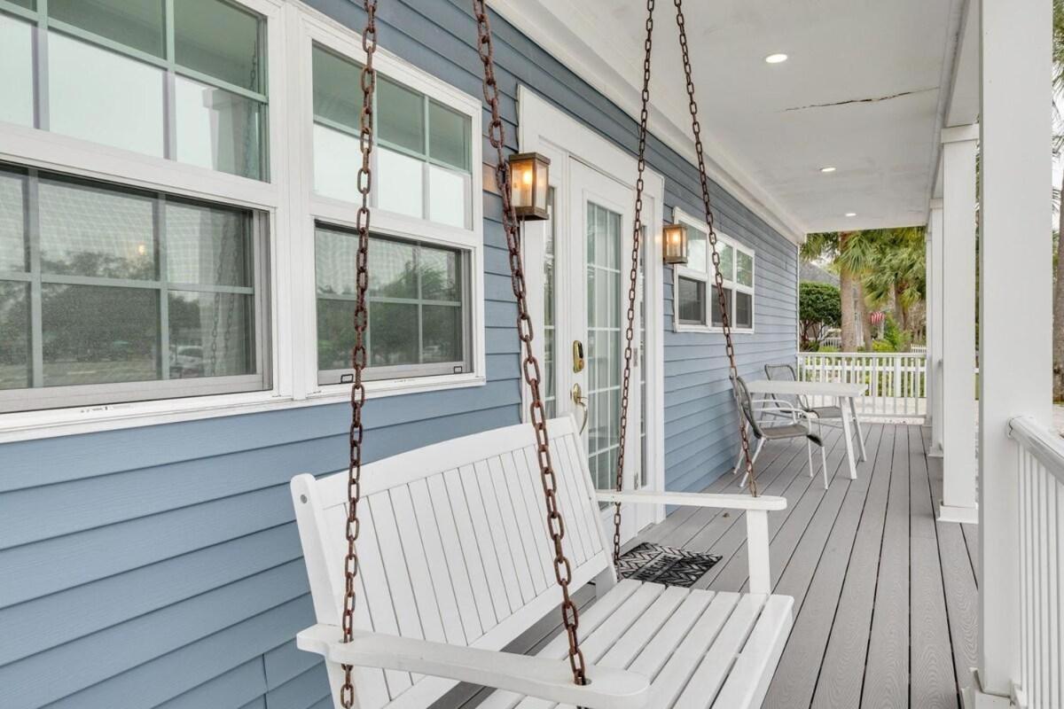 Little Blue Hideaway 