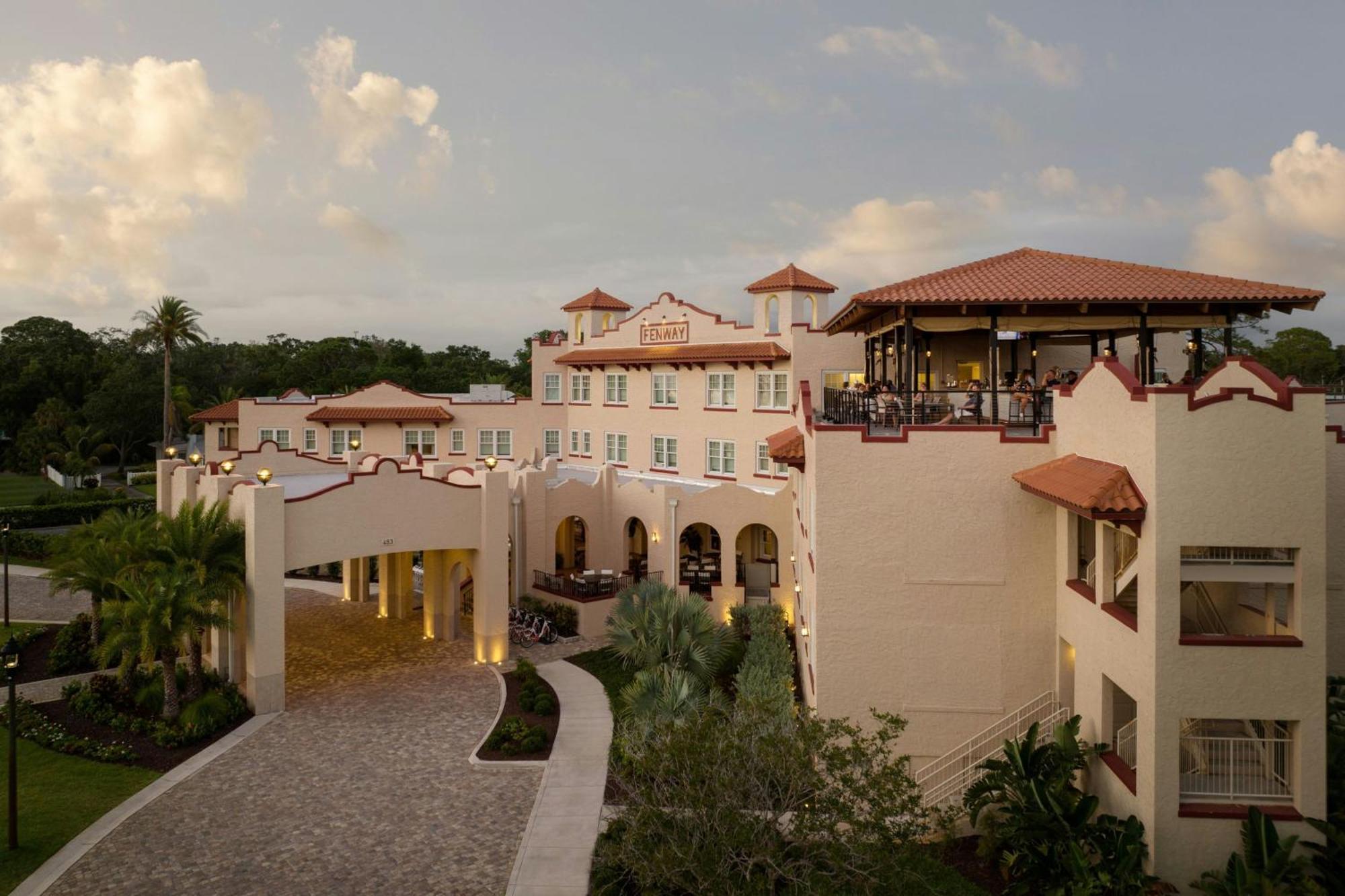 Fenway Hotel, Autograph Collection Hotel