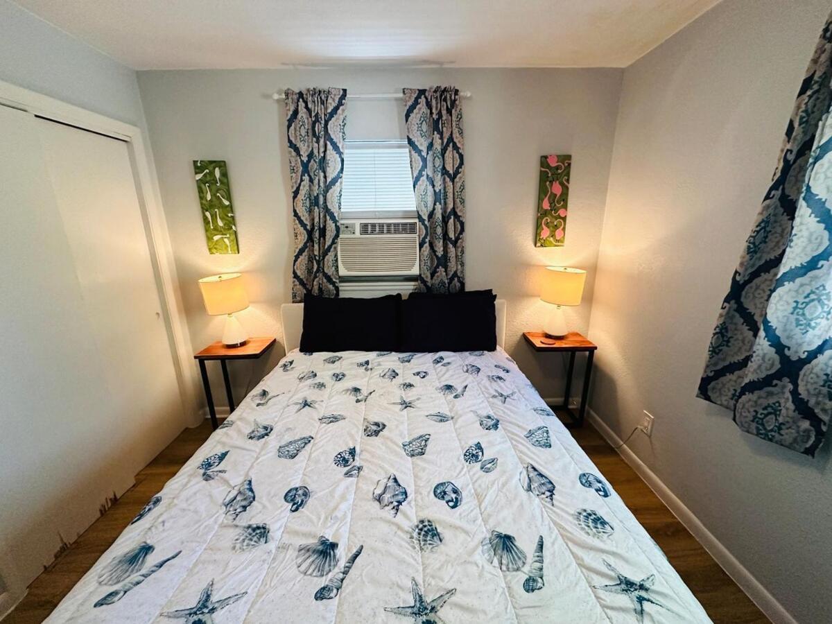 Apartment Blue Jay - Cozy Oasis With Fire Pit Dunedin