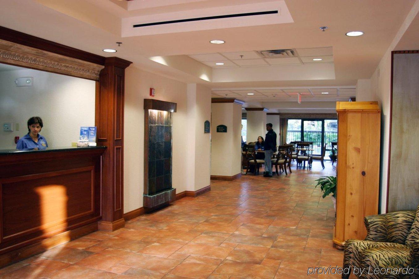 Express & Clearwater North/dunedin Hotel 2*