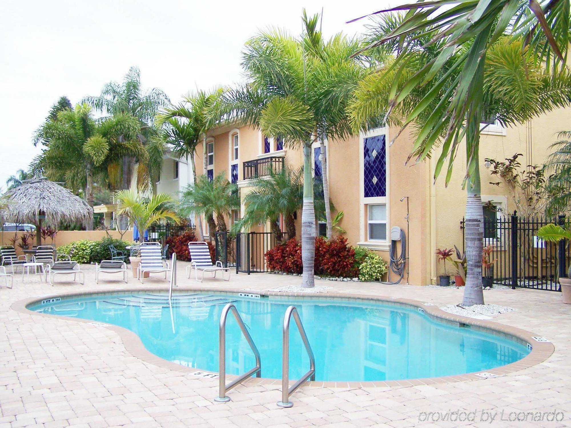 Aparthotel Coconut Villas Dunedin