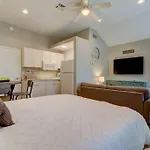 Beautiful Studio In Downtown Dunedin!