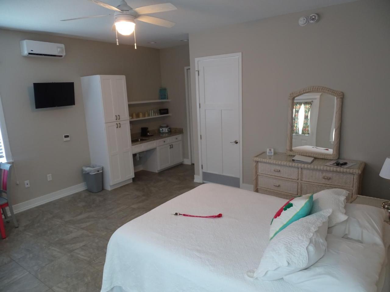 Sunny Side Cottages 3*
