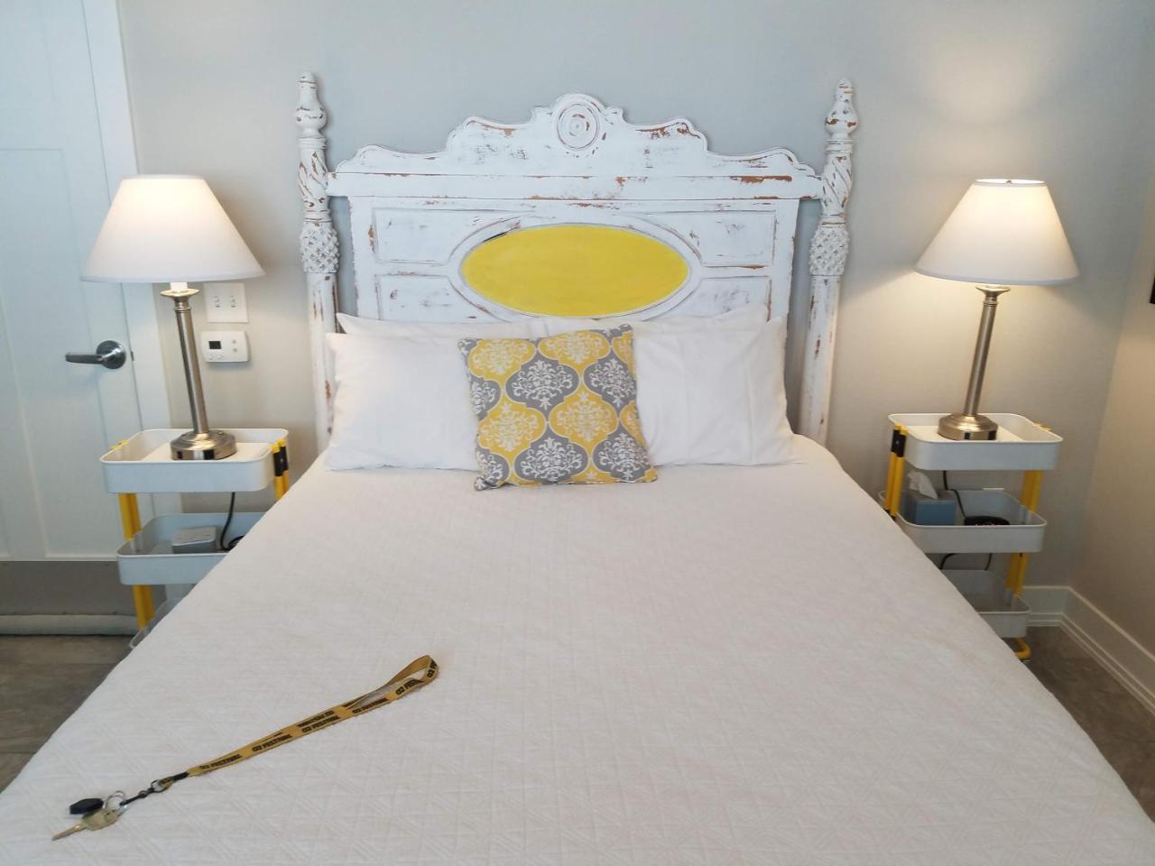 Sunny Side Cottages 3*